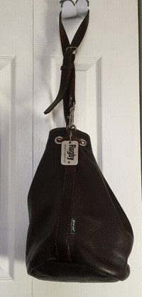 Vintage Rugby bucket leather bag with tag