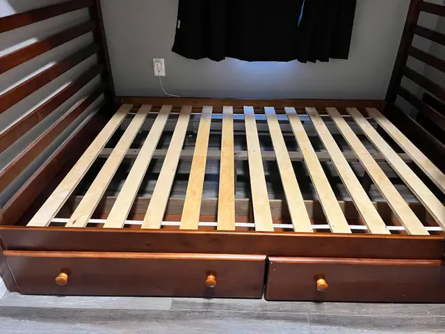 Wooden Bunkbed in Beds & Mattresses in Bedford - Image 4