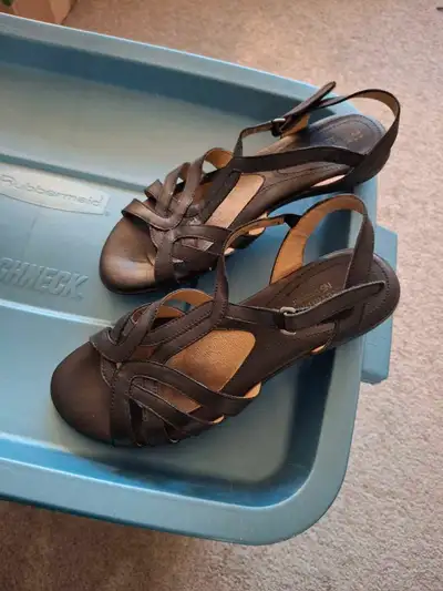 Naturalizer ankle strap casual sandals , View more