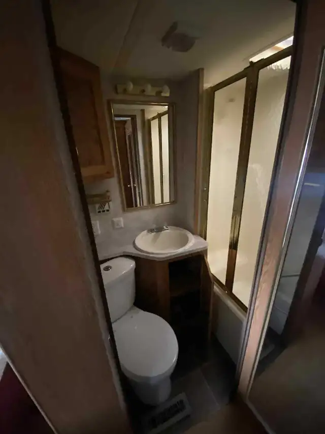 1995 Holiday Rambler Motorhome in RVs & Motorhomes in Charlottetown - Image 7