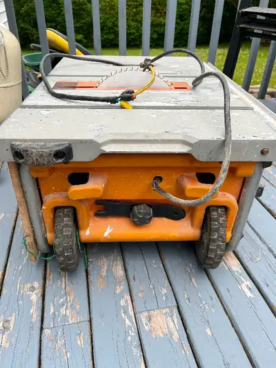 R 4516 10” portable table-saw , new blade Needs the cord repaired Asking $75.00
