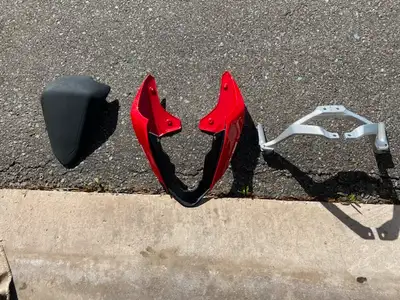 Passenger Kit Off Of A 2024 Ducati Panigale V2 -Takin' Off With Only 500 Km's. -Should Bolt On To Th...