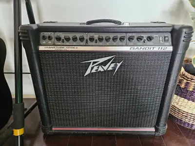 Peavey Red Stripe Bandit , View more