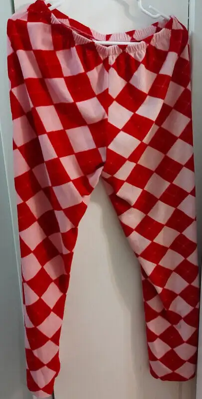 COZY PYJAMAS (size M/L)63007359283457121