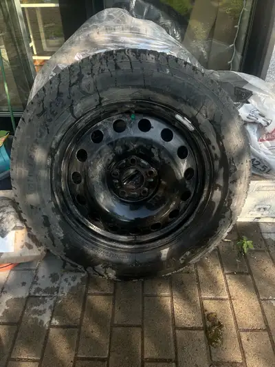 I am selling set of 4 used Firestone Winterforce 2 winter tire, sized 225/65R17. This tire is design...