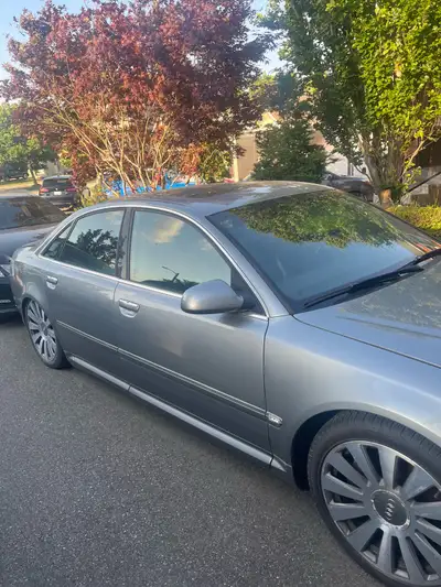 Selling my 2007 Audi A8 with only 2000 km. It's a beautiful gray sedan that drives very smoothly. Th...