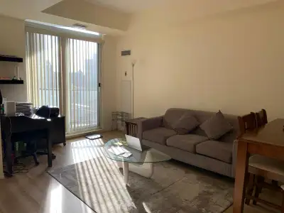 1 Bedroom Condo at Bay and College