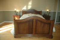 Mobilier chambre à coucher style Antique Provençal 100% Frêne