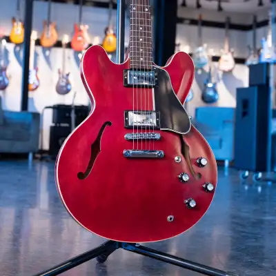 Gibson ES-335 Dot 2006 - Satin Red, View more
