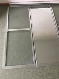 Bath Tub  / Shower Triple Sliding Shower Doors