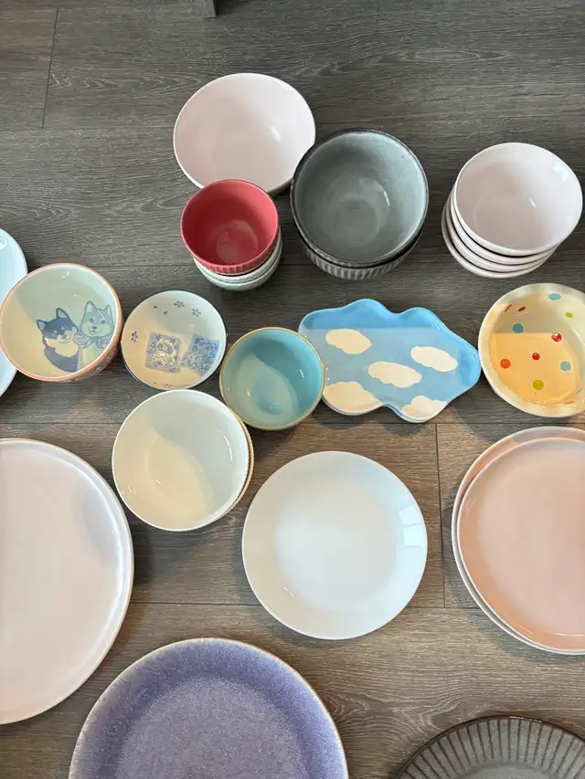 Large Set of Bowls, Chopsticks, Forks & Cutlery in Kitchen & Dining Wares in City of Toronto - Image 4