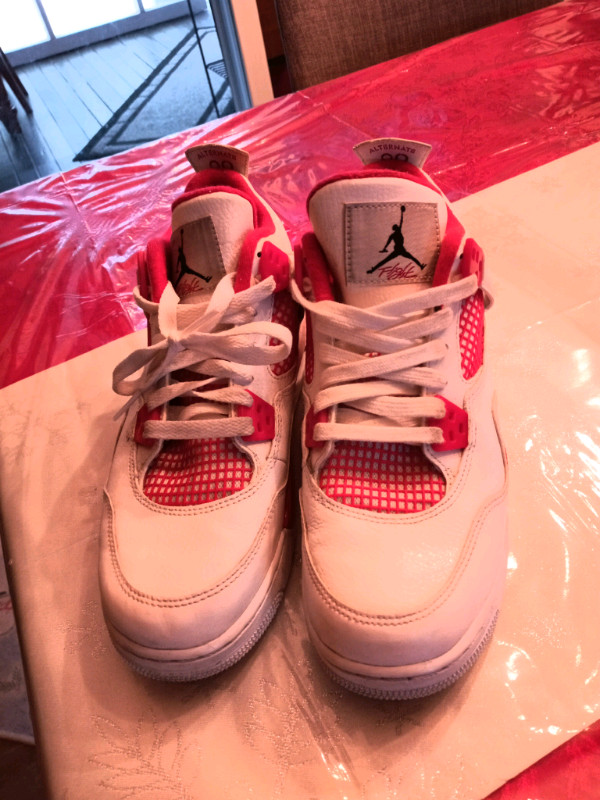 Nike Air MichealJordan 4 alternate  89, 
Grandeur  US  6.5Y dans Autre  à Laval/Rive Nord - Image 2