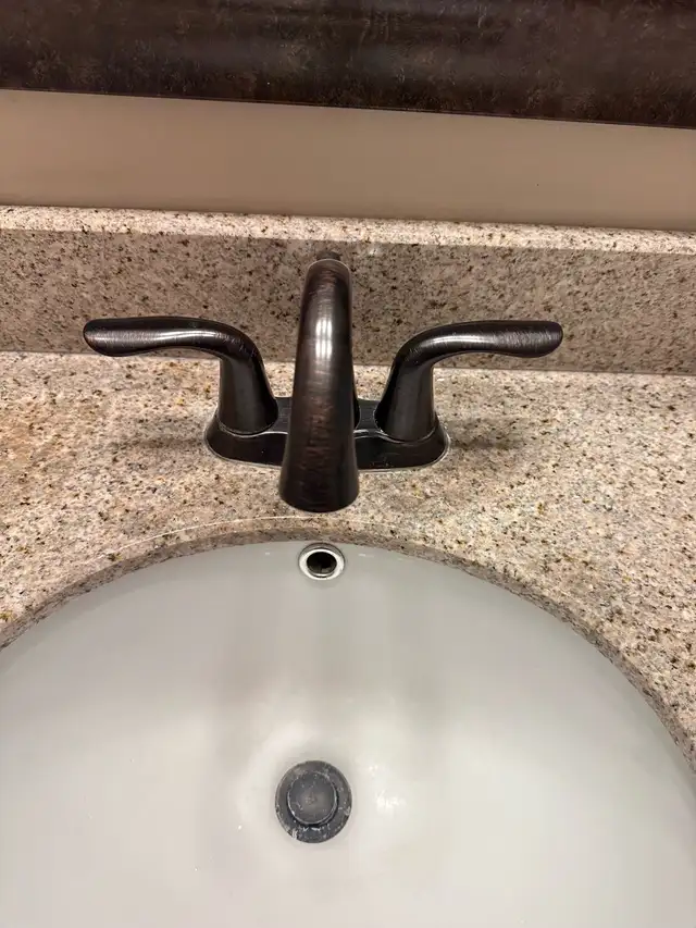 Handyman plumbing. 65702475356161123