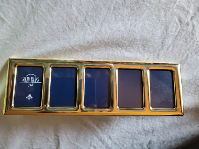 Brass Frame in Other in Markham / York Region - Image 2