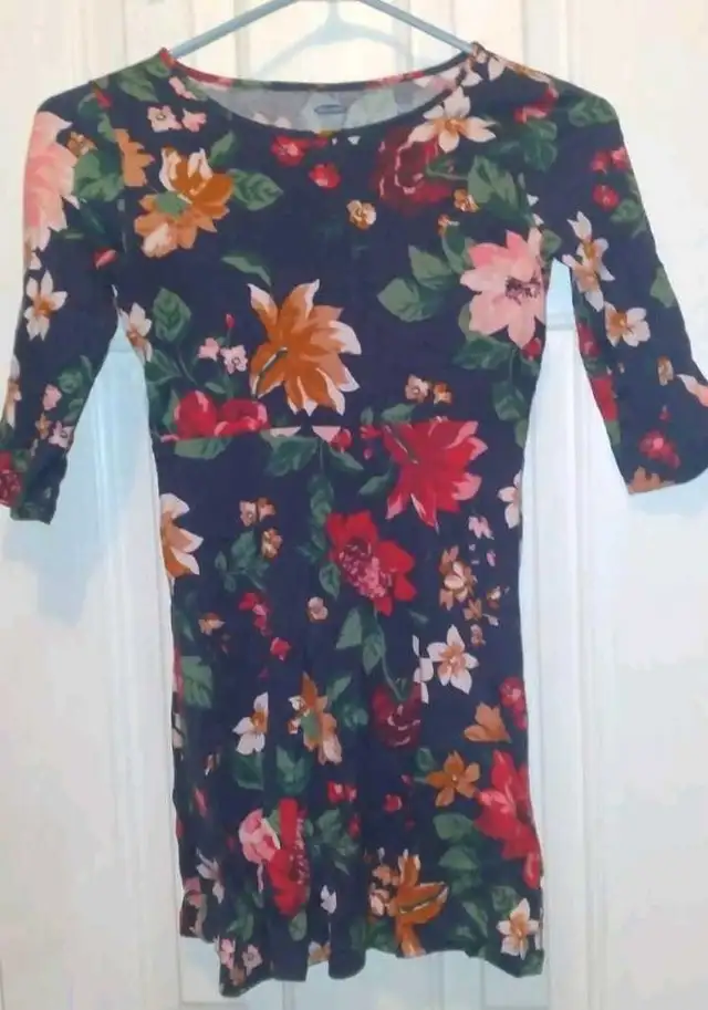 Old Navy Girl's dress size 8 in Kids & Youth in Oshawa / Durham Region - Image 2