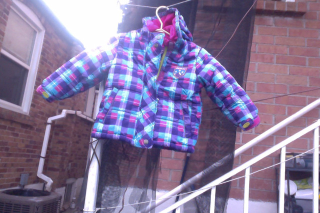 CHILDREN WINTER JACKET, GIRL in Kids & Youth in City of Toronto - Image 2