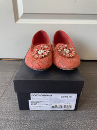 100% authentic, size 40 , 95% new Dolce and gabbana 
