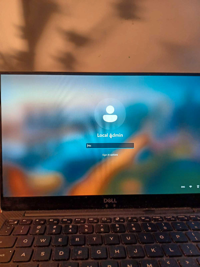 Dell XPS 13 9370 in Laptops in City of Halifax - Image 2