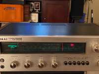 Akai stereo receiver