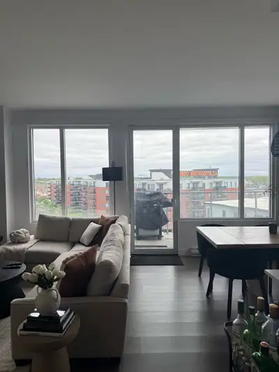 Condo à louer à Laval - 2 chambres à coucher 2 salles de bains