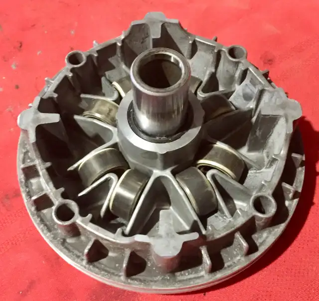 03 - 09 ARCTIC CAT atv 500cc primary clutch in Other in Ottawa - Image 5
