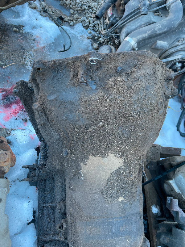 GM TH400 Turbo 400 2WD Transmission Good Working Condition in Transmission & Drivetrain in Lethbridge - Image 4