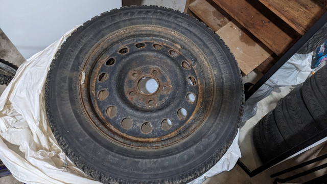 195 65 15 Winter tires on rims in Tires & Rims in Markham / York Region