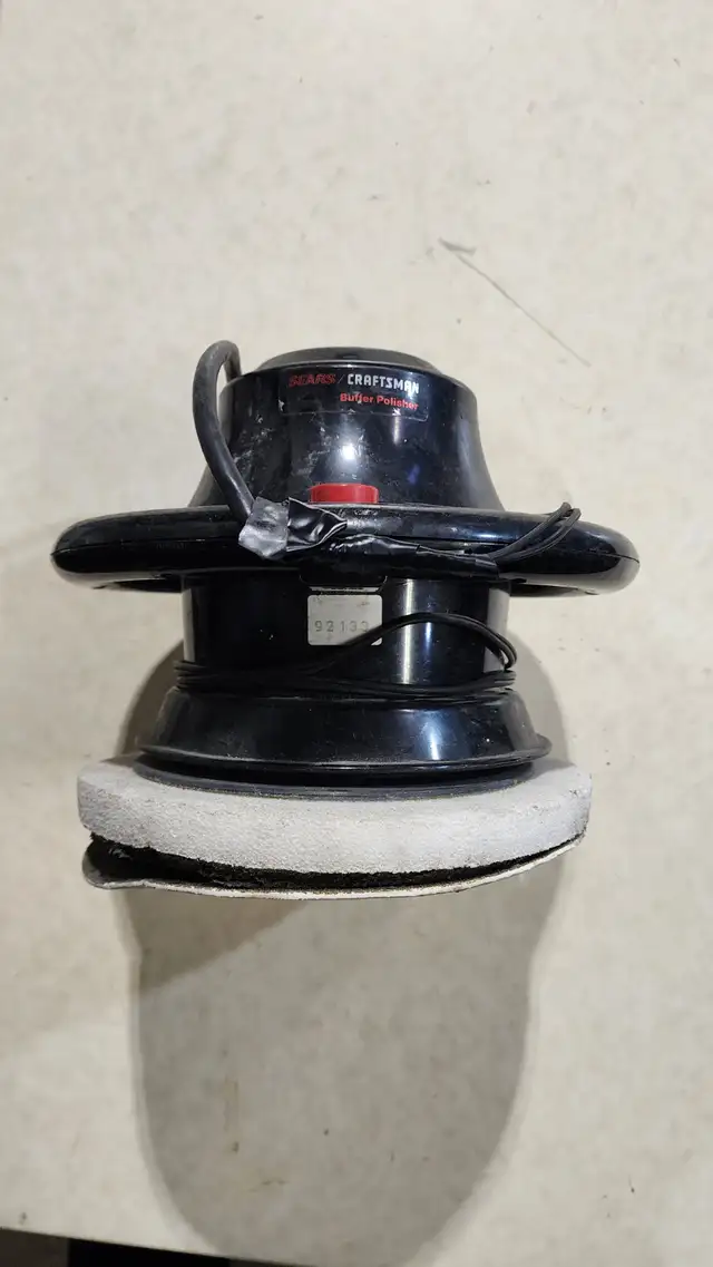 Used Buffer Polisher “Craftsman” / 10” in Power Tools in Kitchener / Waterloo - Image 2