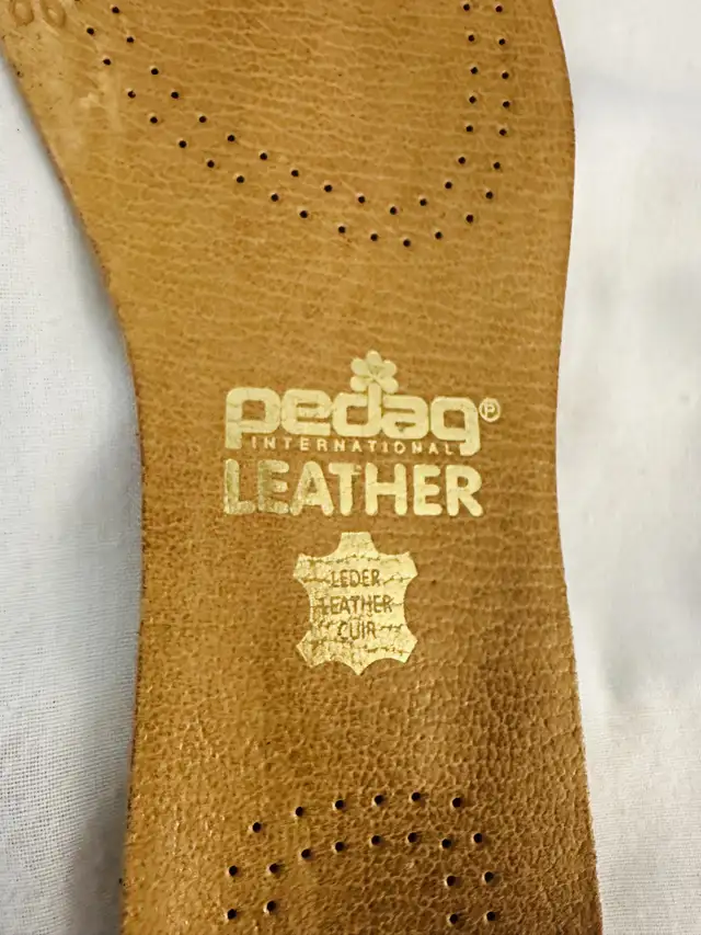Pedag Leather Insoles Size 35 in Men's Shoes in Oakville / Halton Region - Image 3