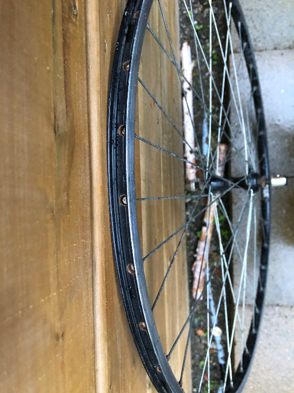 700C quick release front tire rim UKAI made in Japan $40 in Frames & Parts in City of Toronto - Image 3