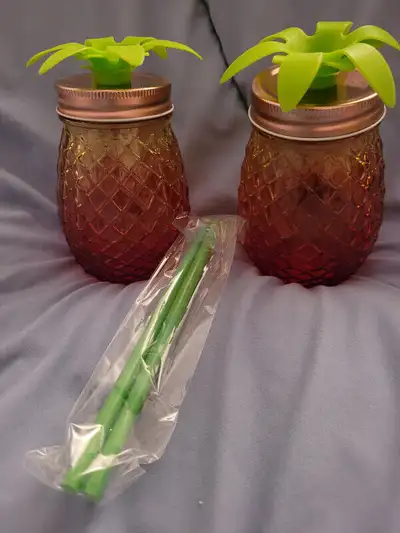 Jarres en verre avec couvercles et pailles (ens. de 2), View more