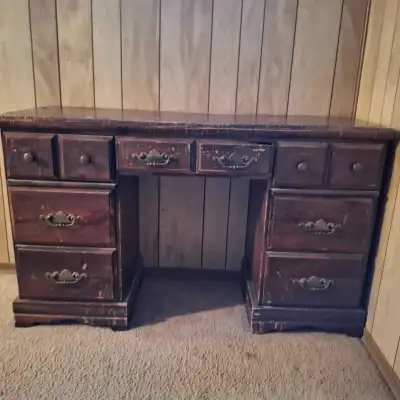 Vintage desk, View more