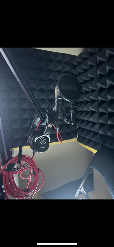 Rode NT1 5th + Scarlett Solo 4th Gen + Mic stand, View more