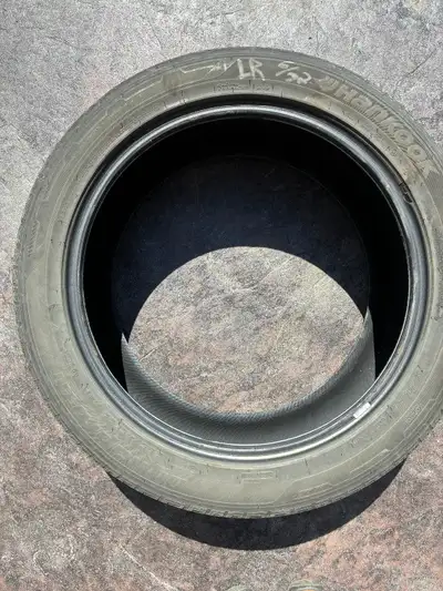 4- 22” All Season Hankook Tires. 285/45R22 114H. Tire tread 5/32- 6/32. $100 a tire OBO. Please text...