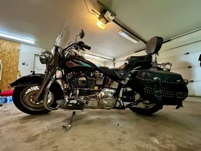 1998 Harley 95th Anniversary Softtail. Speedometer is in miles.