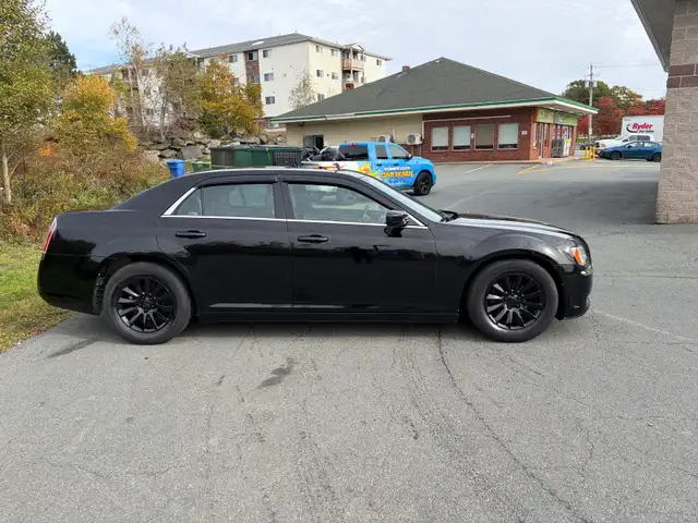 2013 Chrysler 300600959065313126401
