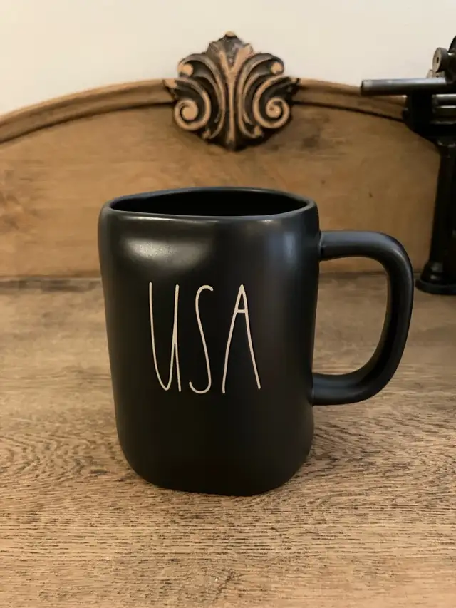 Rae Dunn USA Mug in Kitchen & Dining Wares in Winnipeg - Image 2