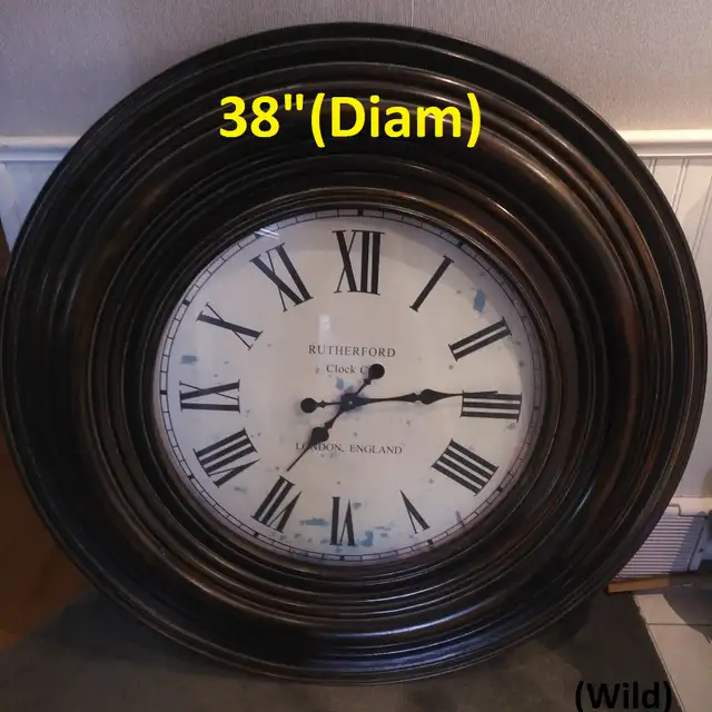 Wall Clock - Oversized, 38 Inch Diam, Burnished Brown Wood Frame in Home Décor & Accents in Markham / York Region - Image 3