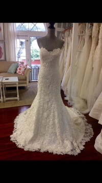Wedding Dress+Veil, brand new & rare by Simone Carvalli for YOU!