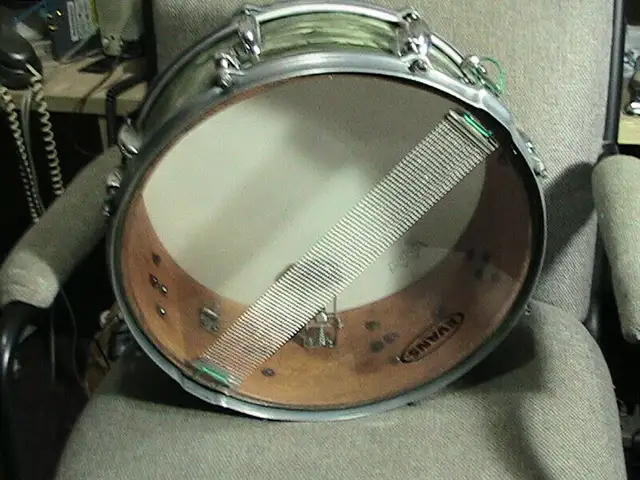 GRETSCH-1940's Louie Belson's Endorsers Snare Drum*W/Offset Lugs in Drums & Percussion in Windsor Region - Image 8