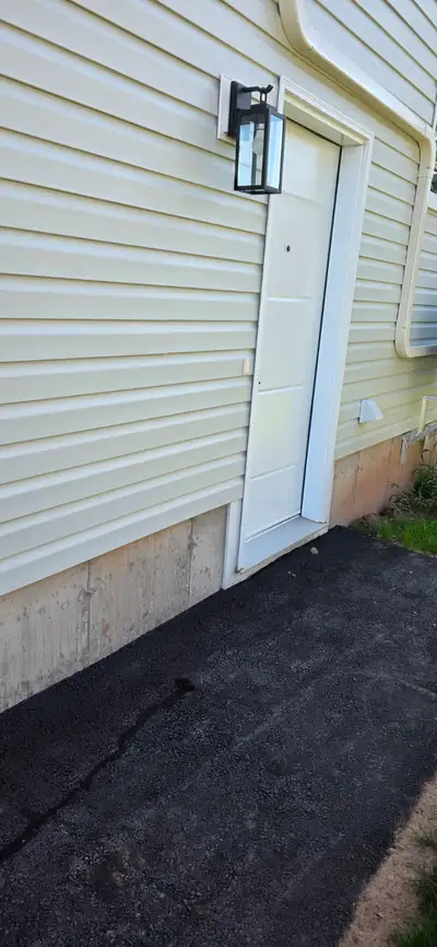 Fully Furnished 1-Bedroom basement Apartment in Moncton, North End – Available immediately A modern,...