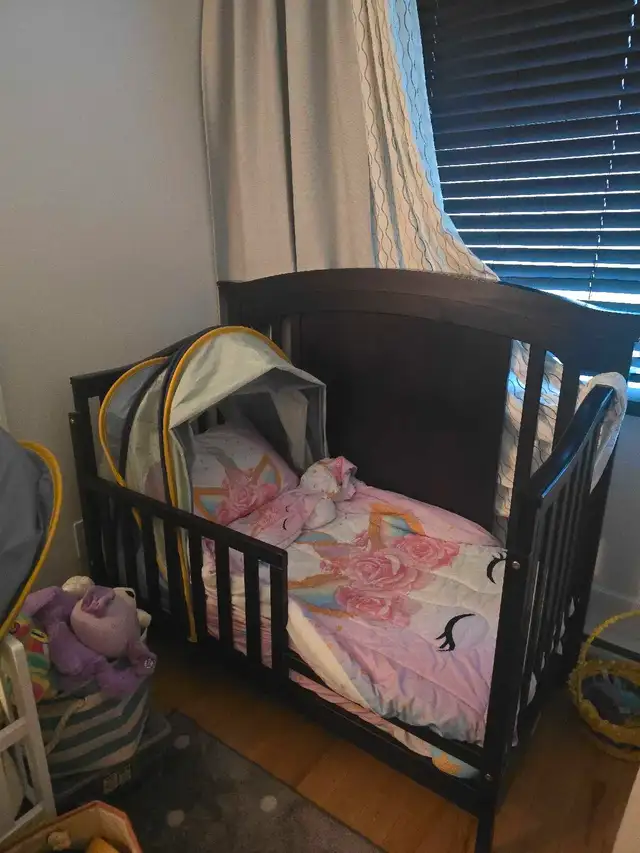 Lit enfant et matelas 200$ in Other in Longueuil / South Shore - Image 2