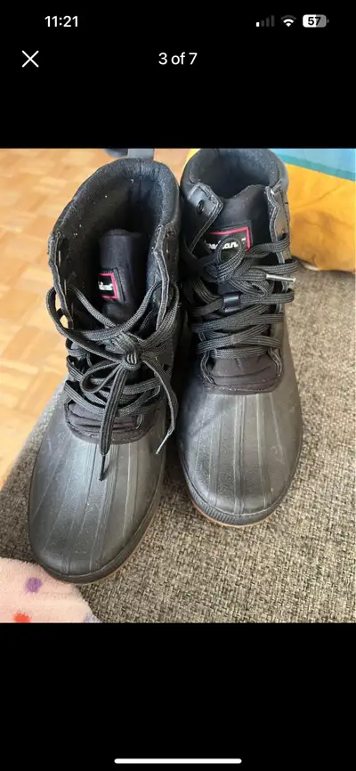 Women black winter waterproof boots size 8, View more