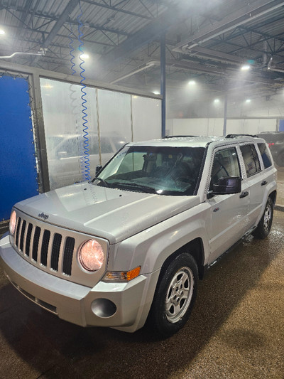 2008 Jeep Patriot North. Low KMs. No Accidents. Clean Title