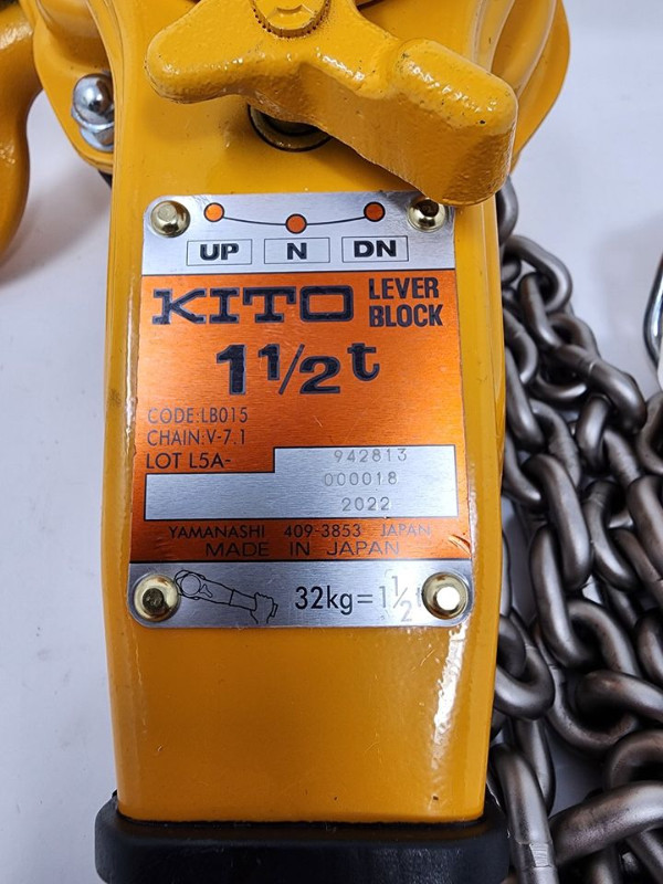 Kito Lever Chain Hoist Cap. 1 1/2 T in Other Business & Industrial in Barrie - Image 2