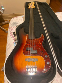 Tony Franklin Fretless Precision Bass