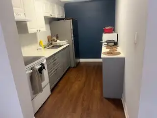 ONE BEDROOM AVAILABLE   BAYVIEW AND SHEPPARD