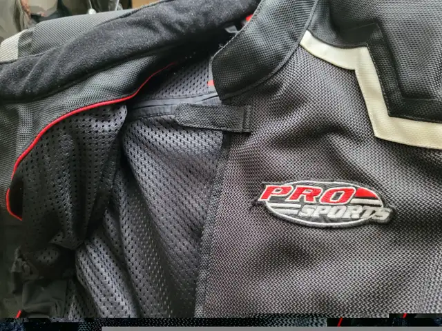 Motorcycle Jacket ProSports in Clothing, Shoes & Accessories in City of Toronto - Image 4