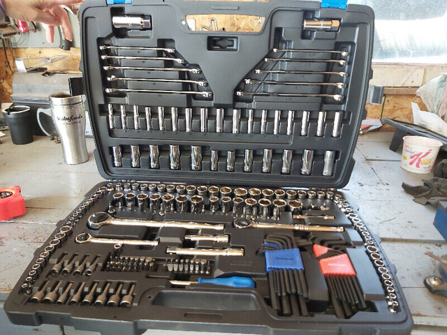 Mastercraft 184 piece socket set deals