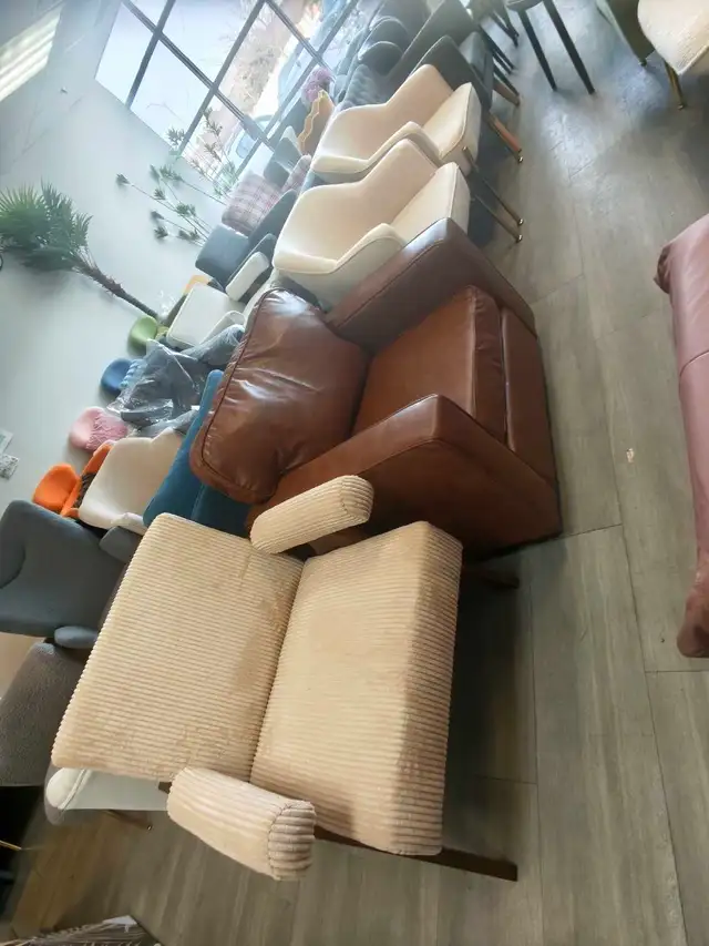 Warehouse for sale Armchairs,Single Sofa,Couch $99-$299 in Couches & Futons in Markham / York Region - Image 10